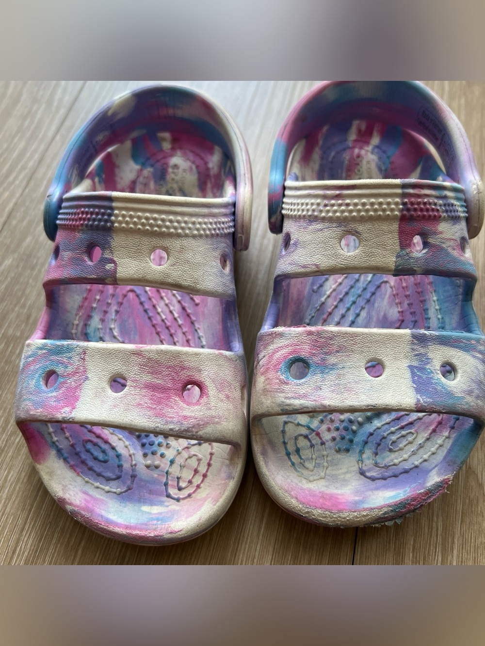 Crocs Classic Marbled Tie Dye Open Toe Sandals Purple Pink Girls Toddler Size C9 - Picture 4 of 5